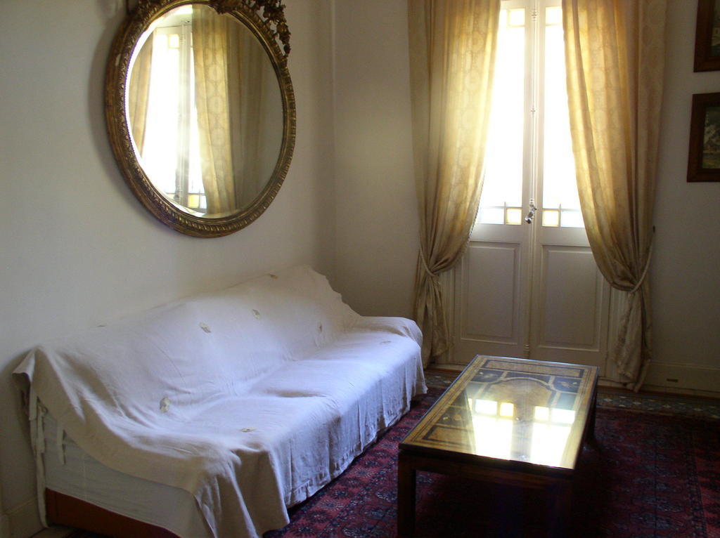 La Maison De Sophie Nimes Room photo